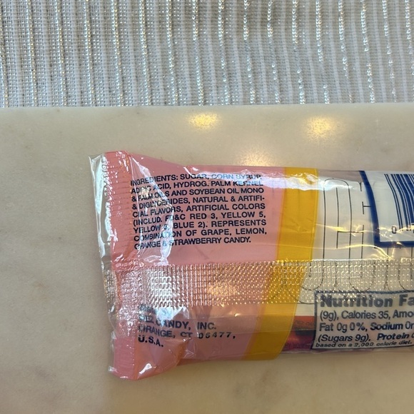 Happy Hearts Day Heart Shaped PEZ Vintage NEW IN PACKAGE Collectible Pink 1 - Picture 9 of 10